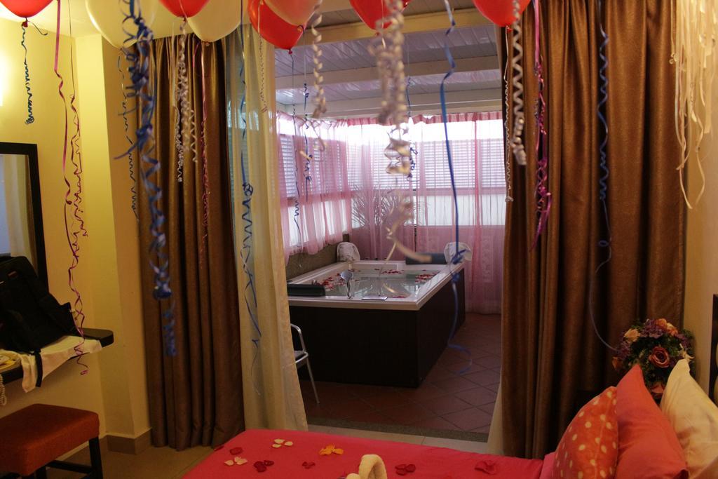 Paradise Spa Hotel Πορτ Ντίξον Εξωτερικό φωτογραφία