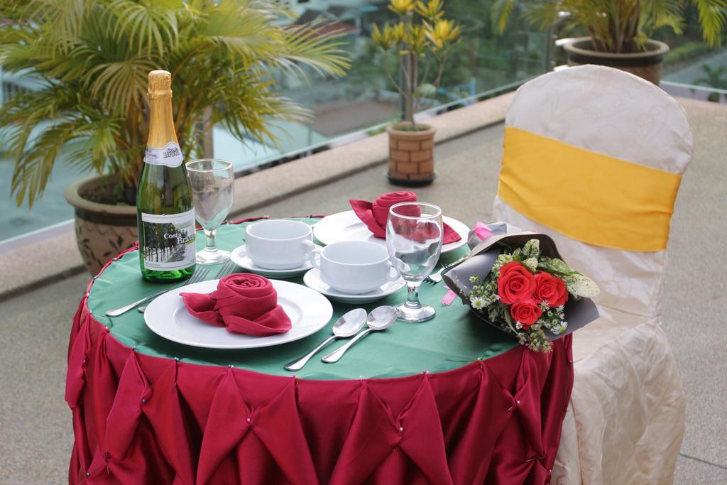 Paradise Spa Hotel Πορτ Ντίξον Εξωτερικό φωτογραφία